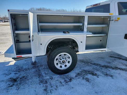 New 2026 GMC Sierra 3500 Pro w/ Convenience Package image 28