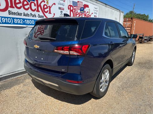 Used 2023 Chevrolet Equinox LT FWD image 3