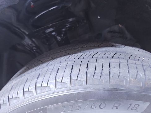 Used 2022 Toyota RAV4 Limited image 27