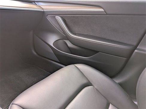 Used 2021 Tesla Model 3 Standard Range Plus image 20