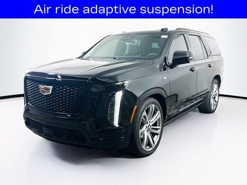 Used 2025 Cadillac Escalade Sport Platinum w/ LPO, Floor Liner Package AWD/4WD image 3