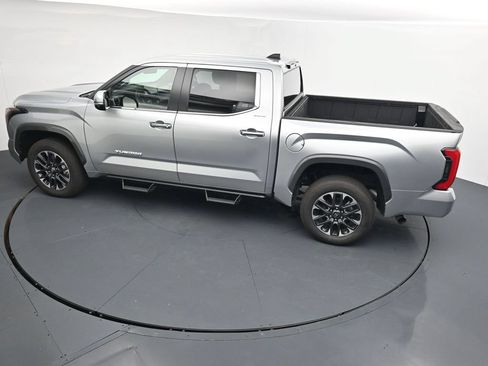Used 2026 Toyota Tundra Limited AWD/4WD image 27