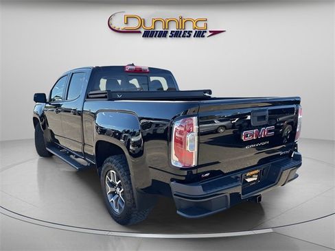 Used 2022 GMC Canyon AT4 image 2
