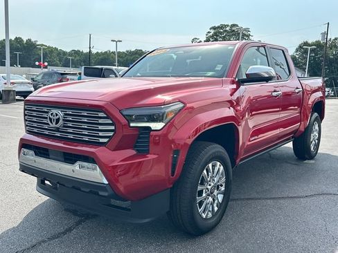 Used 2024 Toyota Tacoma Limited w/ Limited Package (LT) AWD/4WD image 8