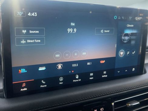 Used 2023 Lincoln Nautilus AWD w/ Premium Package image 21