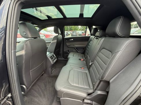 Used 2023 Volkswagen Atlas Cross Sport SEL Premium R-Line AWD/4WD image 26