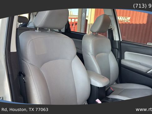 Used 2014 Subaru Forester 2.5i Touring image 37