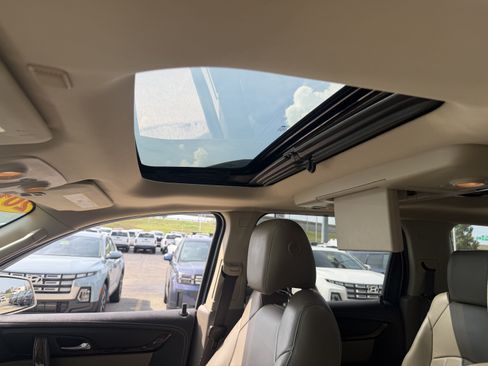 Used 2015 GMC Acadia Denali FWD image 39