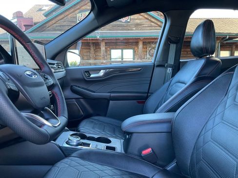 Used 2024 Ford Escape ST-Line Elite w/ Premium Technology Package image 54