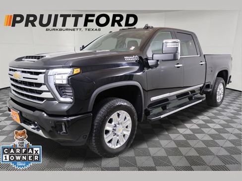 Used 2025 Chevrolet Silverado 2500 High Country w/ High Country Premium Package AWD/4WD image 1