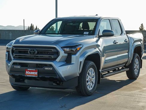 New 2026 Toyota Tacoma SR5 image 3