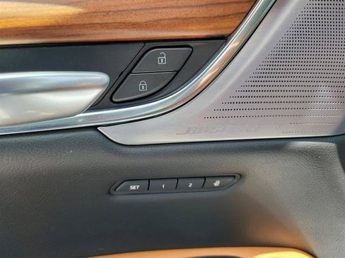 Certified 2023 Cadillac XT5 Premium Luxury FWD image 39
