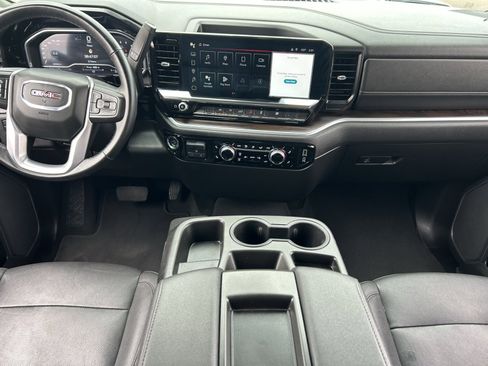 Certified 2025 GMC Sierra 1500 SLT RWD image 15