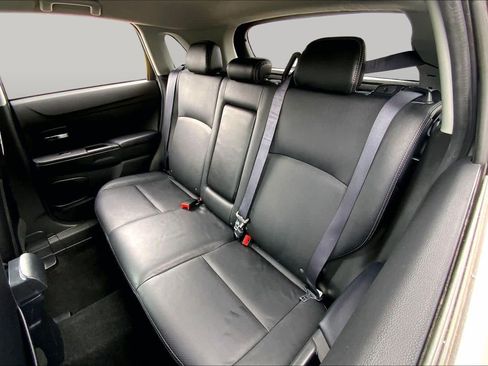 Used 2017 Mitsubishi Outlander Sport SEL FWD image 19