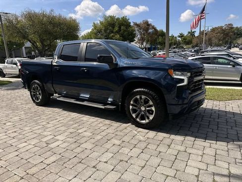 Used 2022 Chevrolet Silverado 1500 RST RWD image 16