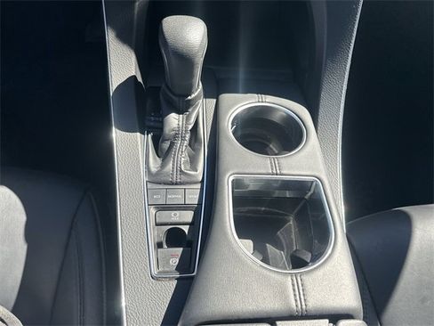 Used 2019 Toyota Avalon XLE image 33