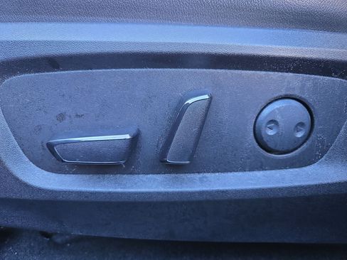 Used 2023 Nissan Pathfinder SL w/ SL Premium Package image 14