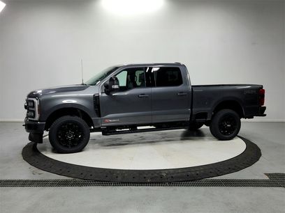 New 2026 Ford F350 Lariat w/ Black Appearance Package