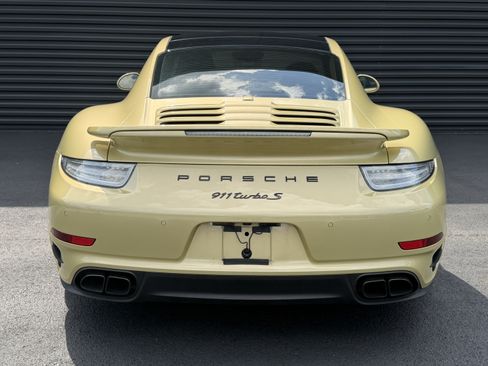 Used 2014 Porsche 911 Turbo S AWD/4WD image 10