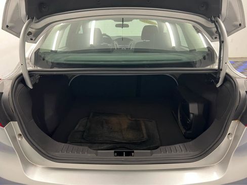 Used 2018 Ford Focus SEL image 10