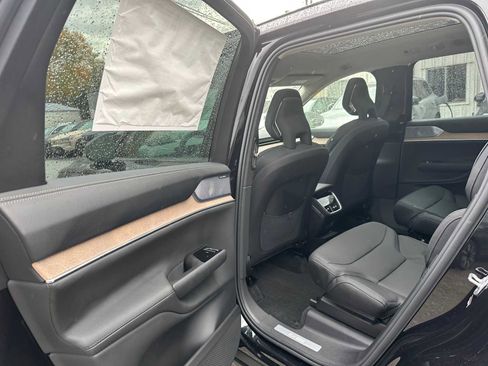 New 2025 Volvo EX90 Ultra w/ Protection Package Premier image 16