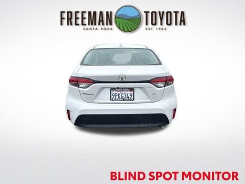 Used 2024 Toyota Corolla LE w/ LE Convenience Package FWD image 6