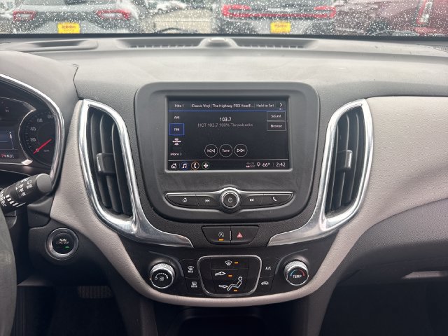Used 2023 Chevrolet Equinox LS w/ LS Convenience Package AWD/4WD image 18