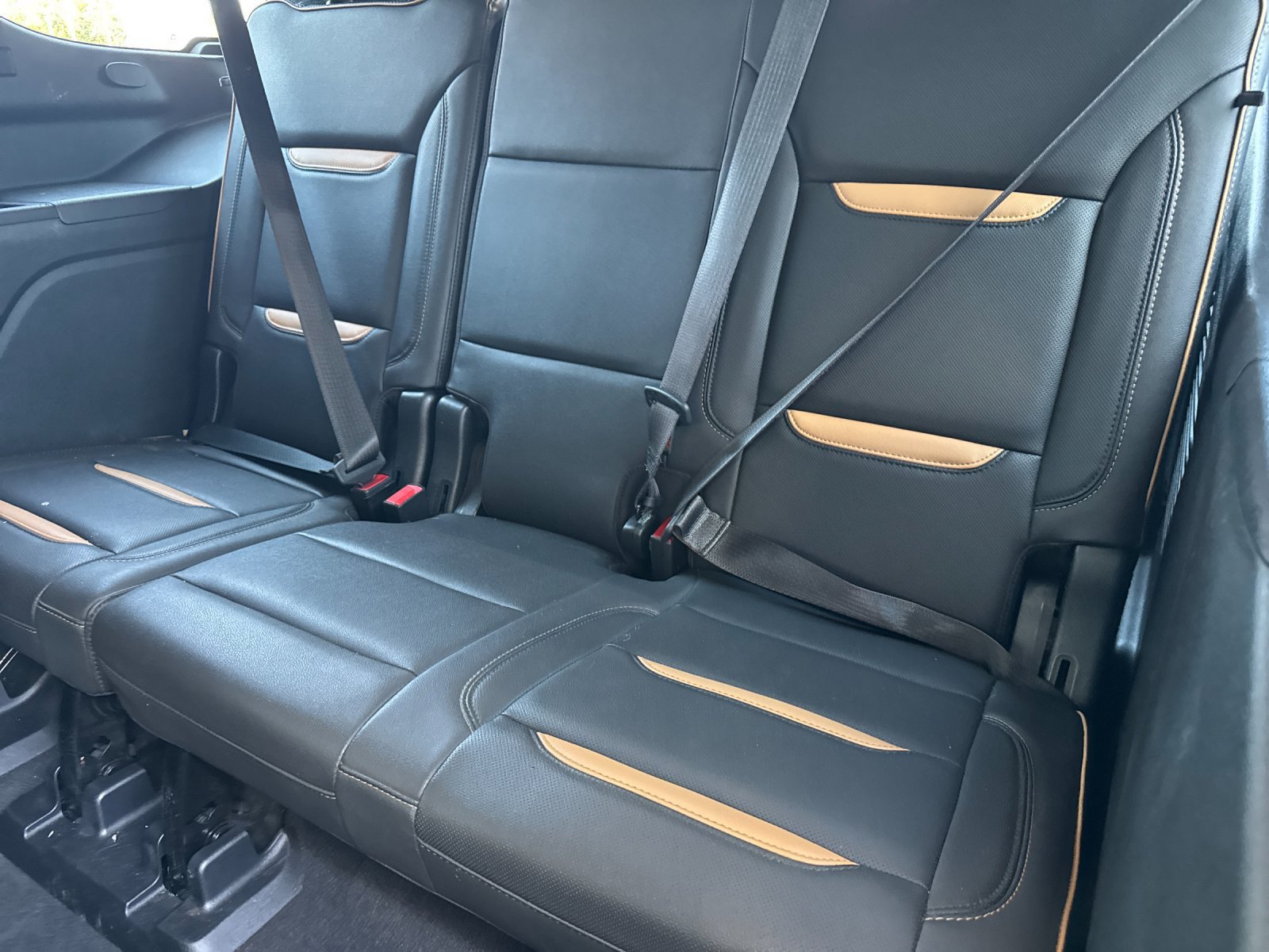 Used 2021 GMC Yukon AT4 AWD/4WD image 18