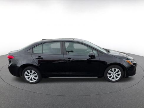 Used 2023 Toyota Corolla LE image 16