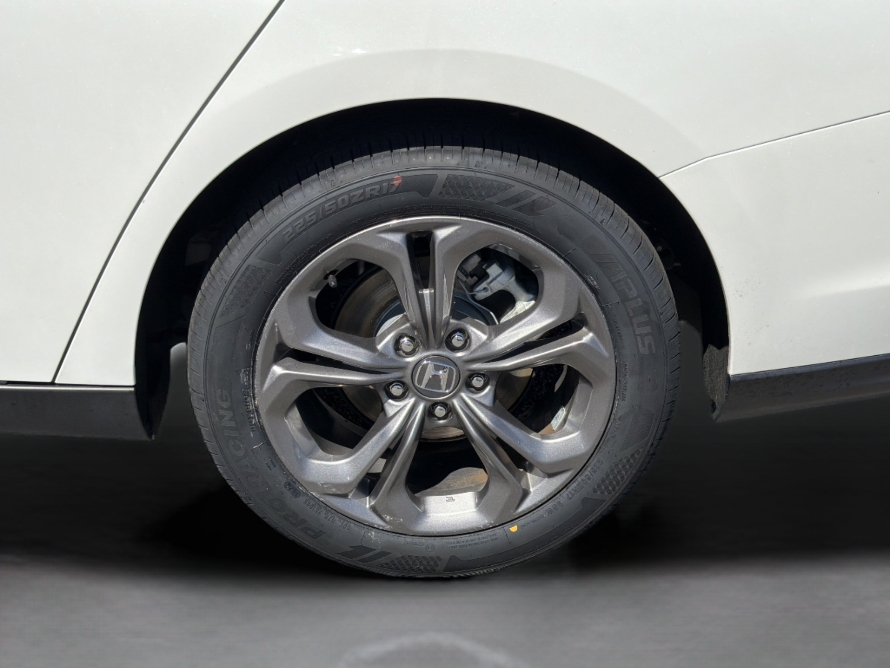 Used 2024 Honda Accord EX image 28