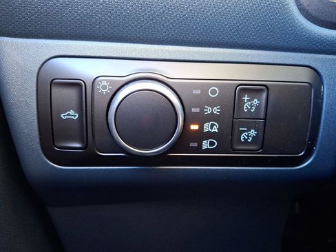 New 2025 Ford Maverick XL w/ Equipment Group 102A image 15