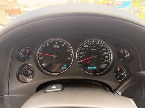 Used 2009 Chevrolet Suburban LT w/ Convenience Package 1 AWD/4WD image 27