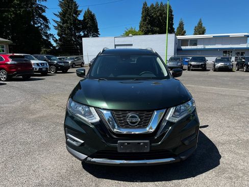 Used 2019 Nissan Rogue SV AWD/4WD image 8