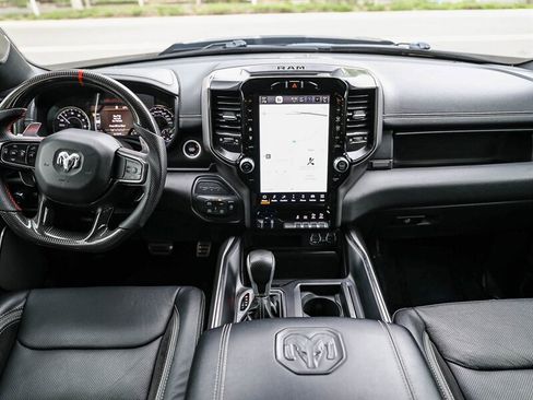 Used 2022 RAM 1500 Laramie AWD/4WD image 17