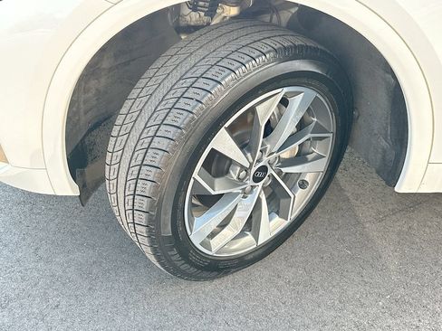 Used 2022 Audi Q5 2.0T Premium AWD/4WD image 24