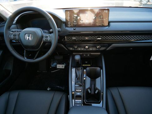 New 2025 Honda Accord EX-L image 10
