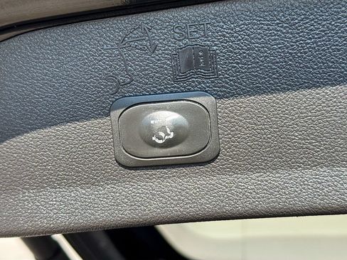 Used 2018 Ford Escape SEL AWD/4WD image 29