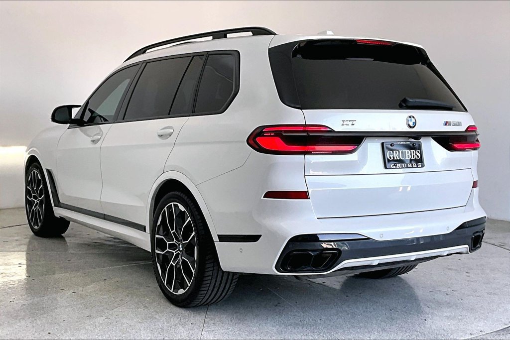 Used 2024 BMW X7 M60i AWD/4WD image 15