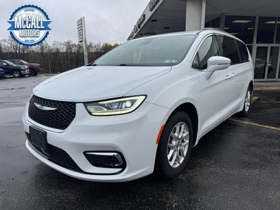 Used 2022 Chrysler Pacifica Touring-L