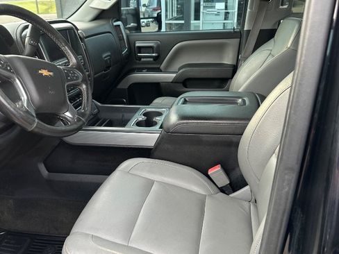 Used 2015 Chevrolet Silverado 2500 LTZ w/ LTZ Plus Package AWD/4WD image 9
