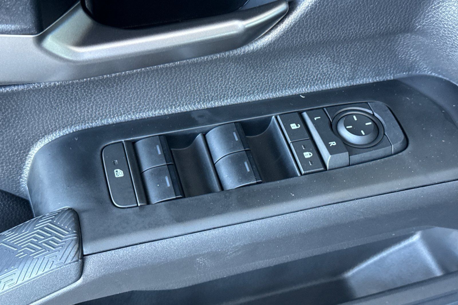 Certified 2026 Toyota Tacoma TRD Sport AWD/4WD image 18