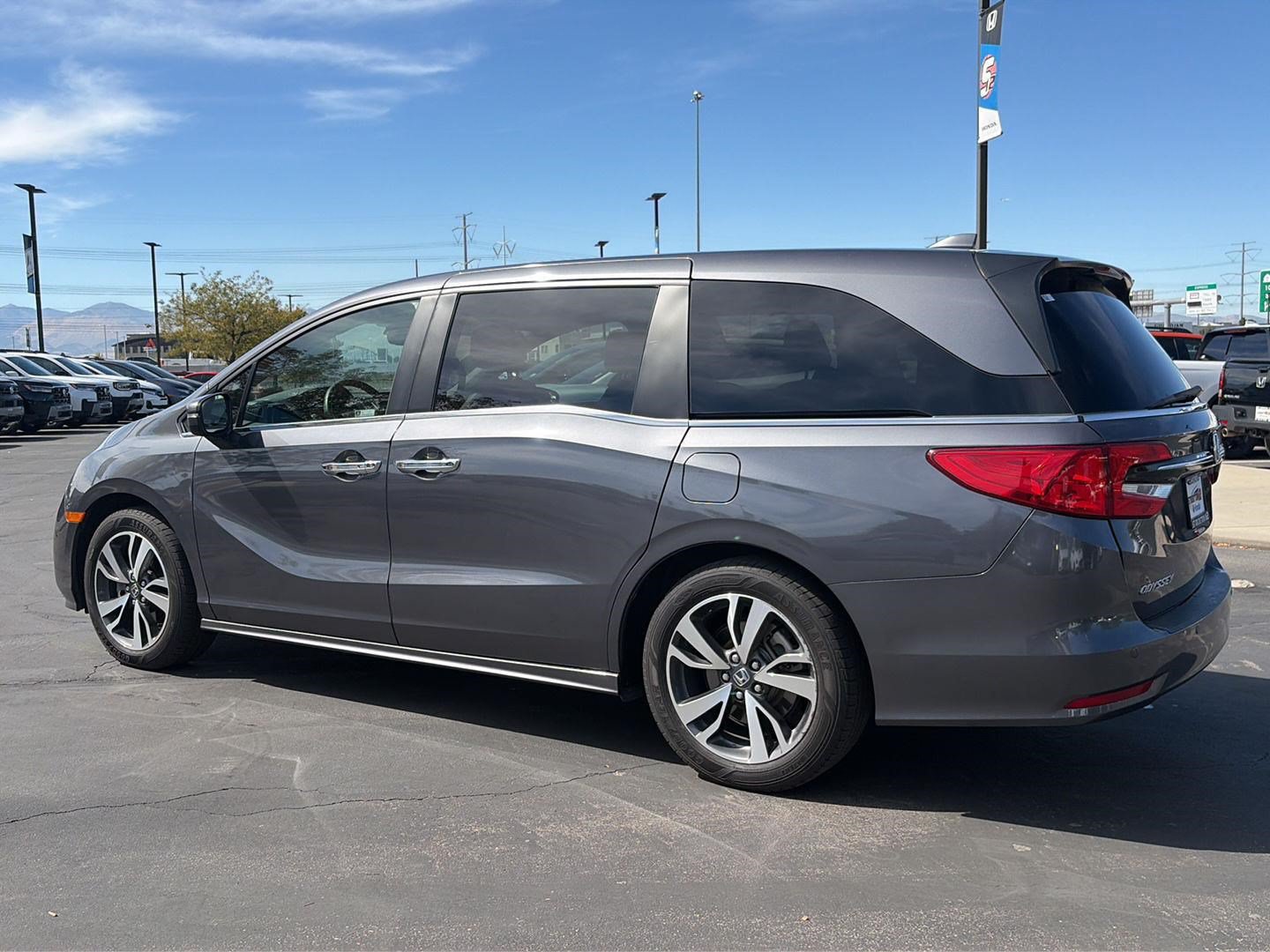 Certified 2023 Honda Odyssey Touring image 6
