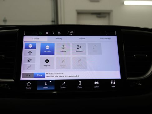 Used 2024 Chrysler Pacifica Touring-L FWD image 51