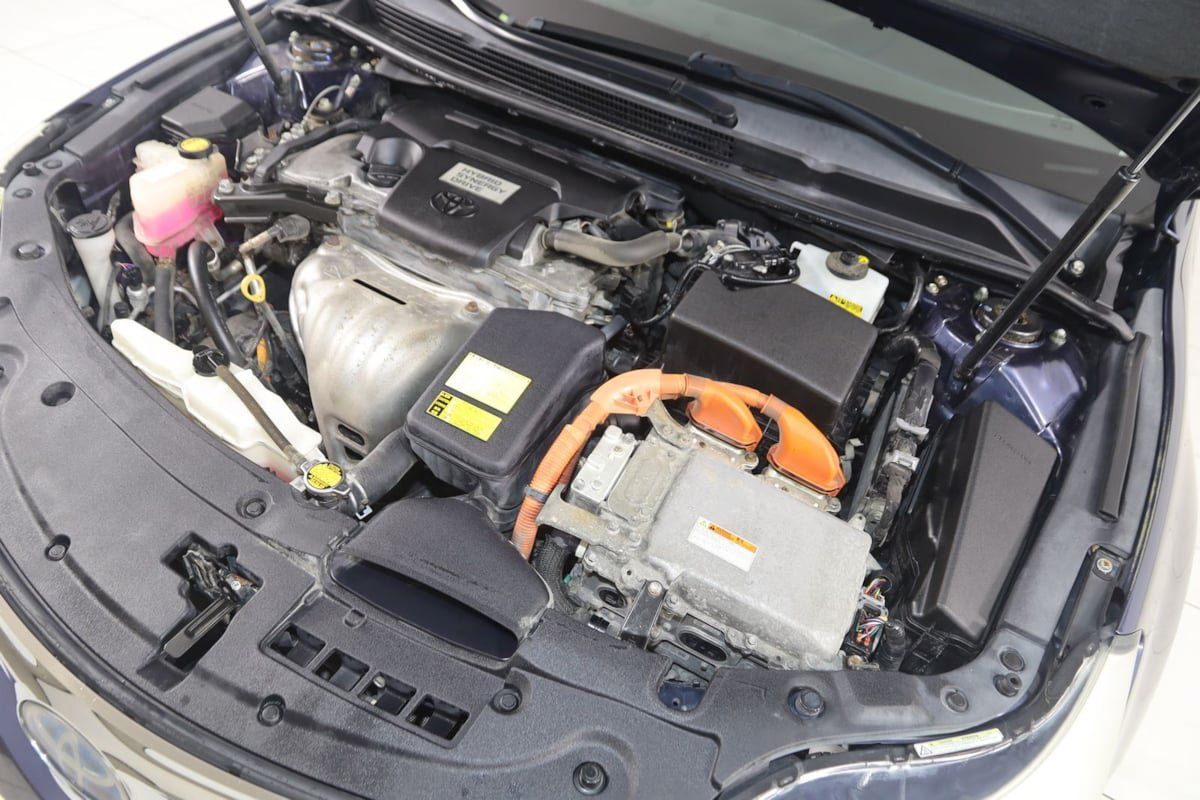Used 2014 Toyota Avalon Limited w/ Technology Package FWD image 18
