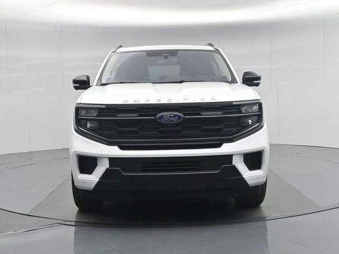 Used 2025 Ford Expedition Max Active AWD/4WD image 31