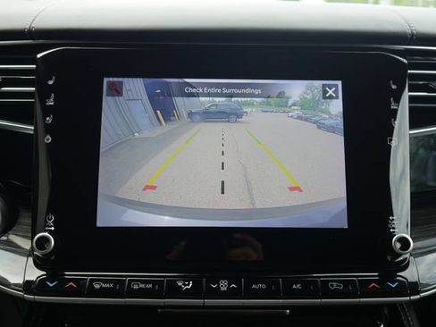 Used 2022 Jeep Wagoneer Series III w/ Rear Seat Video Group 1 AWD/4WD image 7