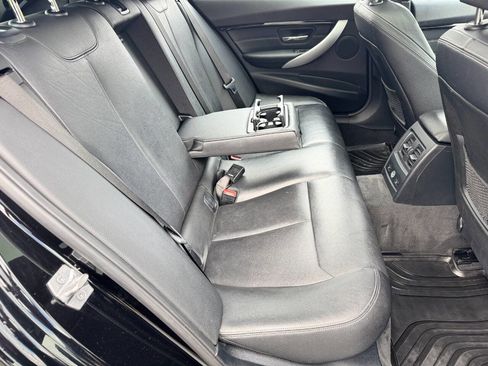 Used 2017 BMW 330i xDrive Wagon image 18