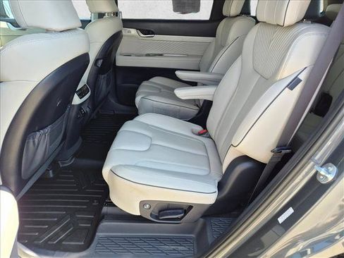 Used 2023 Hyundai Palisade Calligraphy w/ Cargo Package AWD/4WD image 17