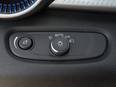 New 2026 Chevrolet Trax LT w/ Driver Confidence Package image 20