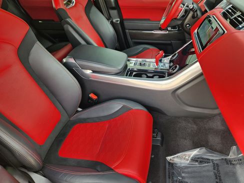 Used 2022 Land Rover Range Rover Sport SVR AWD/4WD image 15